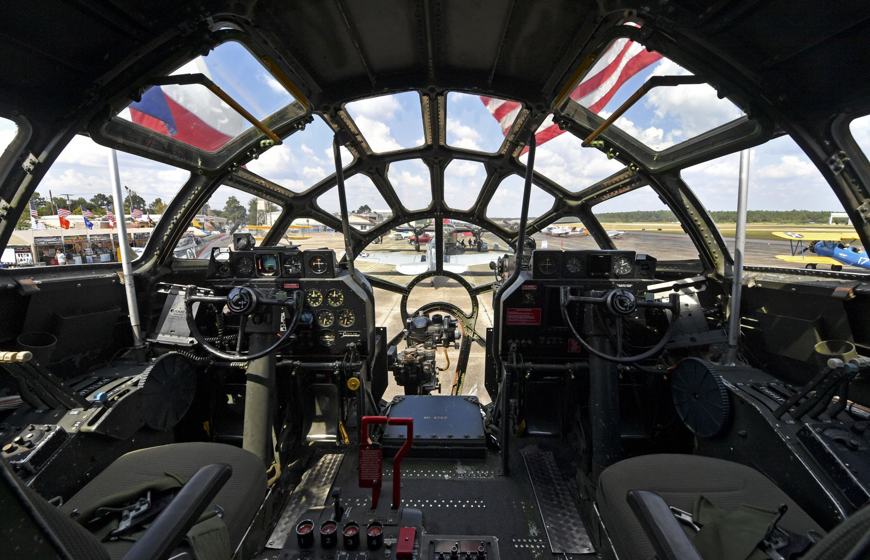 BR.airpower.100419 HS 319.JPG